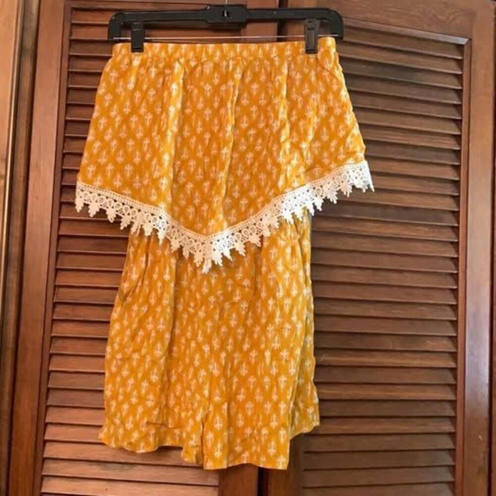 Xhilaration Womens Small Off Shoulder Boho Romper Mustard Lace Trim NWT